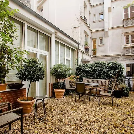 Quiet Apartment, Lively Area,Next To Eiffel Tower. Paris Exterior foto
