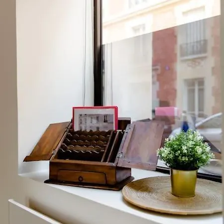 Quiet Apartment, Lively Area,Next To Eiffel Tower. Paris Exterior foto